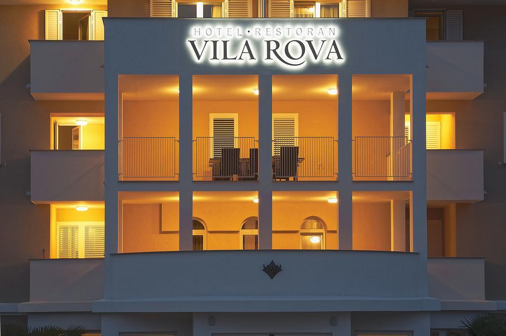 Hotel Vila Rova Malinska Exterior photo